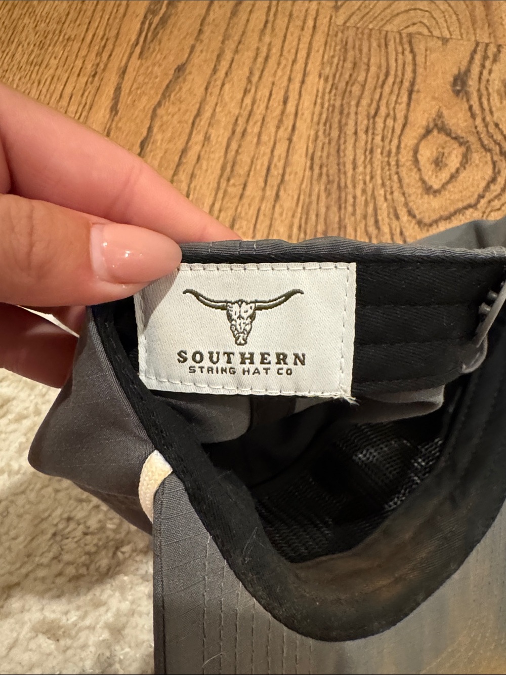 Southern string hat - Picture 3 of 3